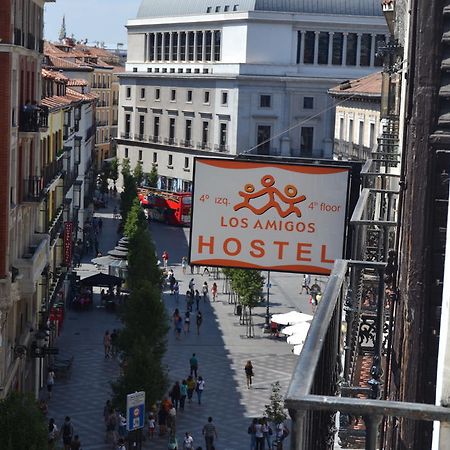 Los Amigos Hostel Мадрид Экстерьер фото